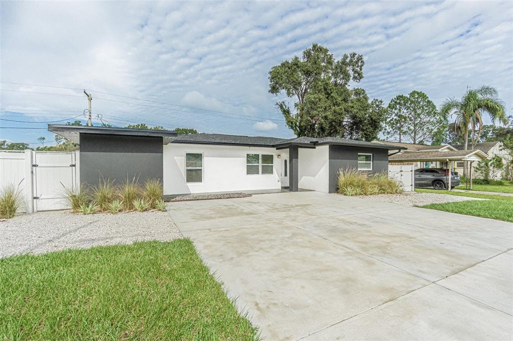 1507 W RIVER SHORE WAY TAMPA, FL 33603