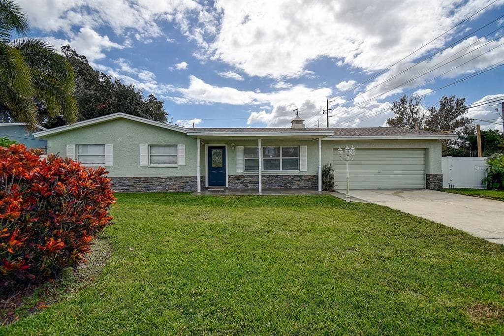 2398 NOLAN DRIVE LARGO, FL 33770