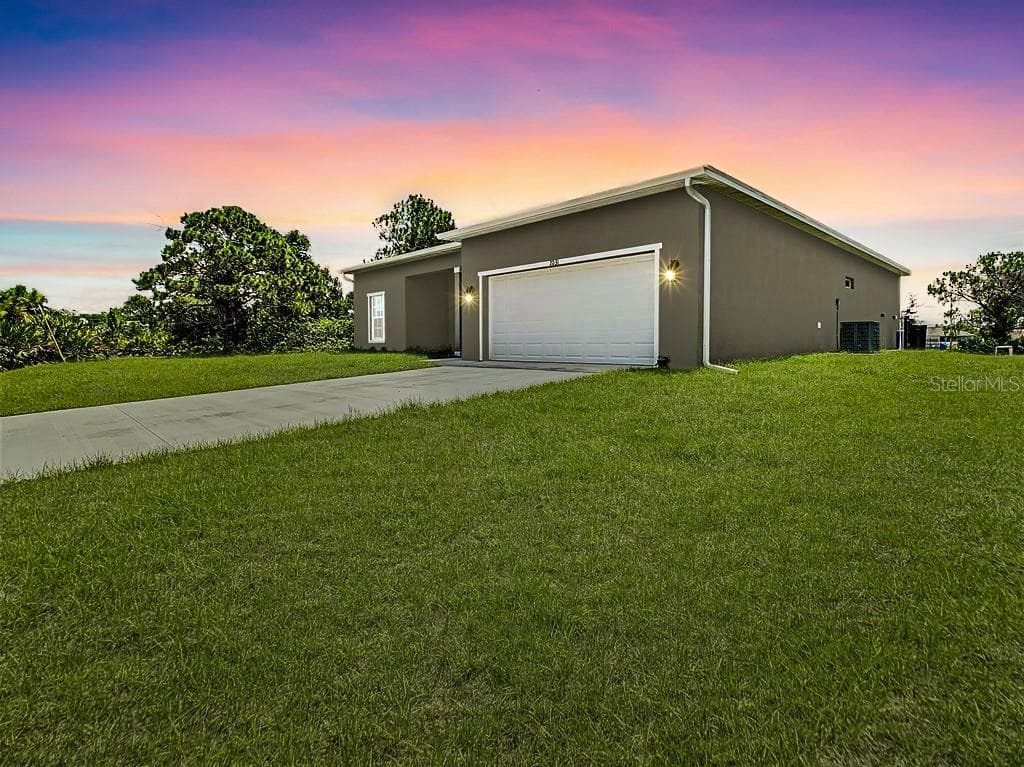 21015 NOWELL AVENUE PORT CHARLOTTE, FL 33954