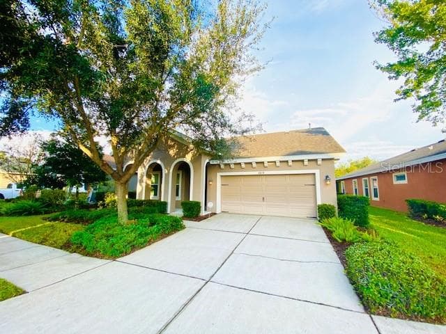 6814 PARK STRAND DRIVE