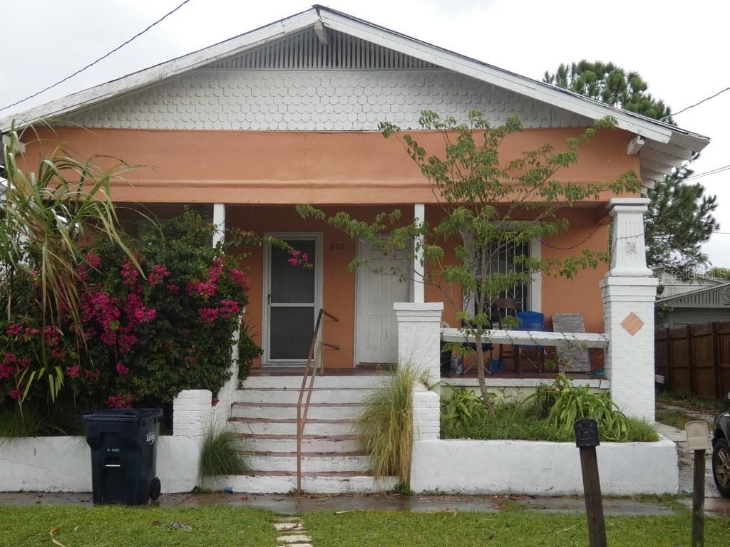 2711 W BEACH STREET TAMPA, FL 33607