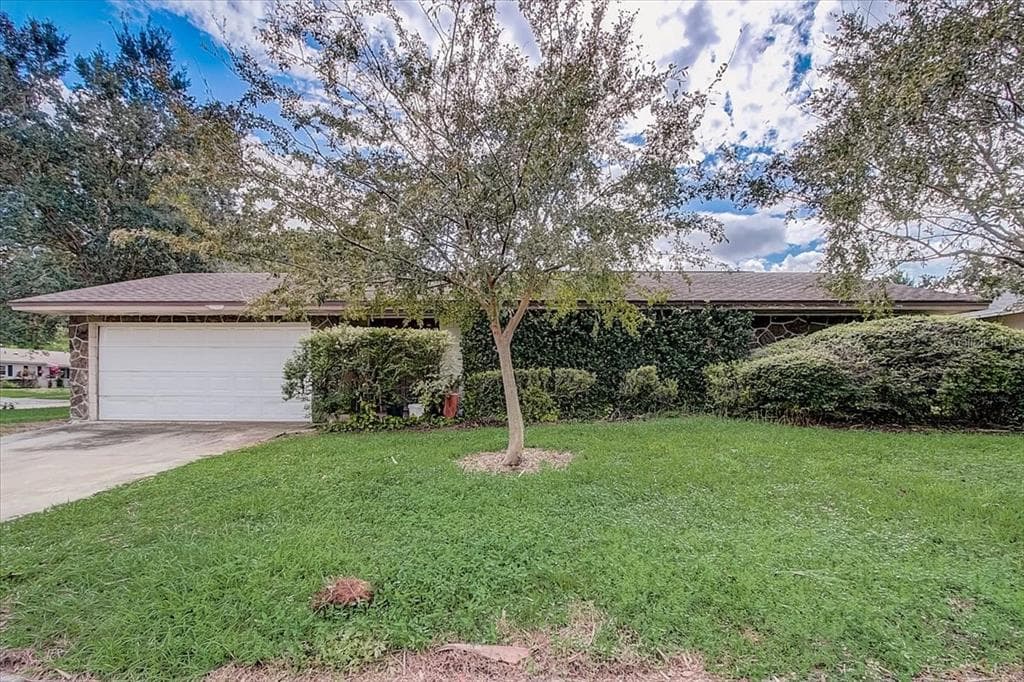 2544 DAKOTA TRAIL FERN PARK, FL 32730