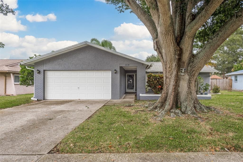 2218 WILLOW TREE TRAIL CLEARWATER, FL 33763