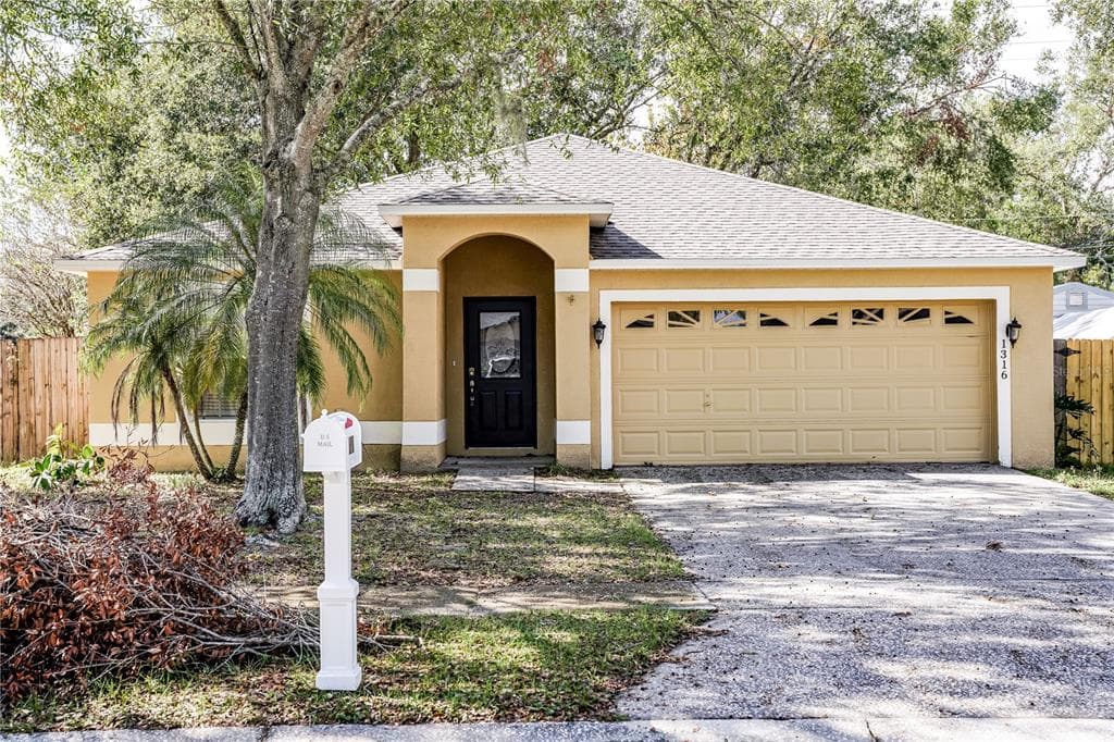 1316 BRAHMA DRIVE VALRICO, FL 33594