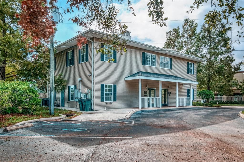 3090 CHARLES AVENUE CLEARWATER, FL 33761