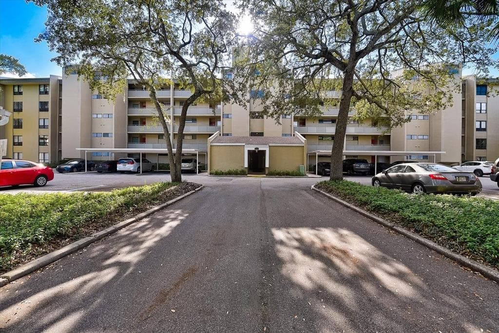 13626 GREENFIELD DRIVE UNIT 209 TAMPA, FL 33618