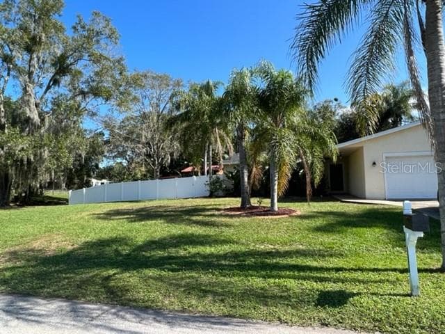 3306 LAKE SAXON DRIVE LAND O LAKES, FL 34639