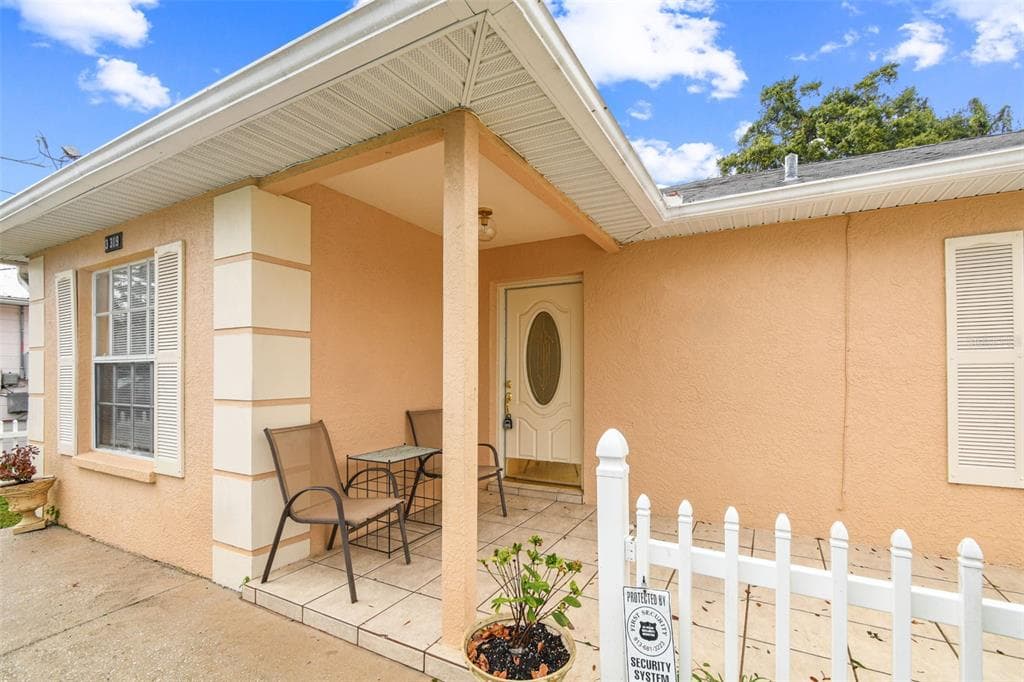 3319 W CHESTNUT STREET TAMPA, FL 33607