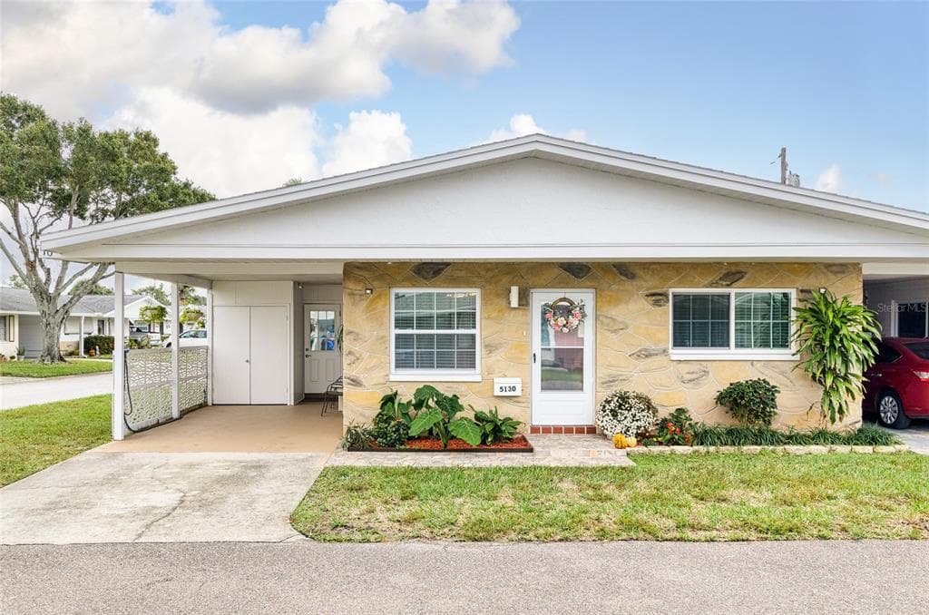 5130 TULIP STREET COURT N UNIT 74 PINELLAS PARK, FL 33782