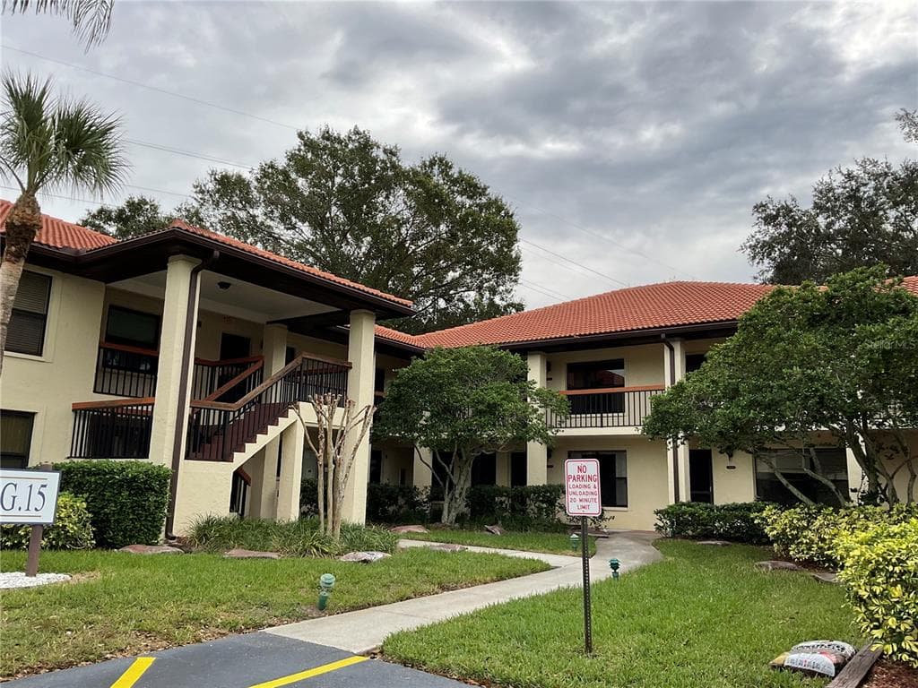 1510 HAMMOCK PINE BOULEVARD UNIT 1510 CLEARWATER, FL 33761