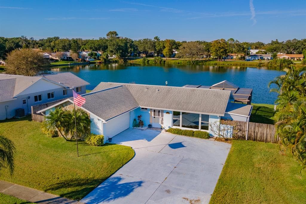 2924 CATHERINE DRIVE
