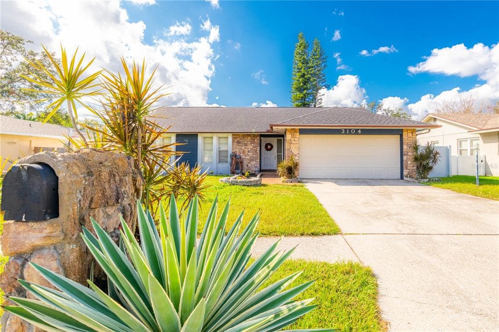 3104 INDIGO PLACE SEFFNER, FL 33584