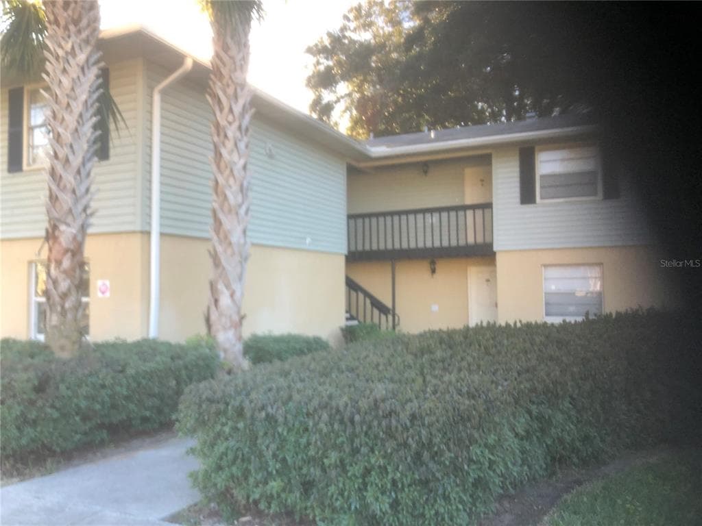 226 RED MAPLE PLACE UNIT 226 BRANDON, FL 33510