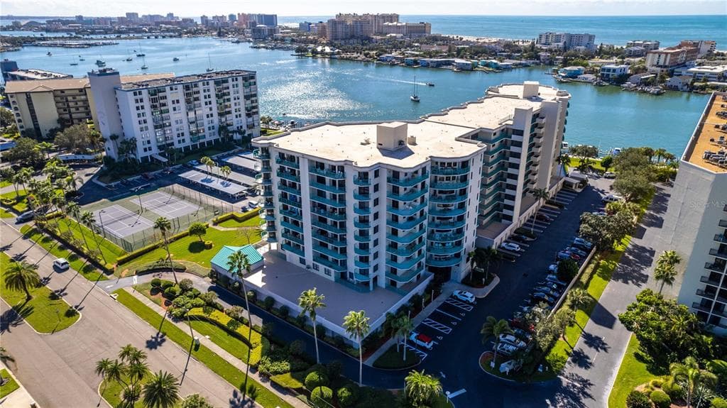 670 ISLAND WAY UNIT 705