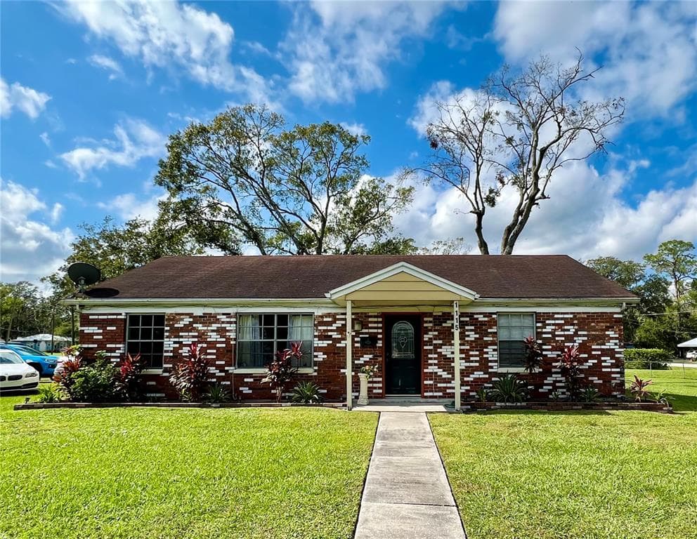 1115 N MARYLAND AVENUE PLANT CITY, FL 33563