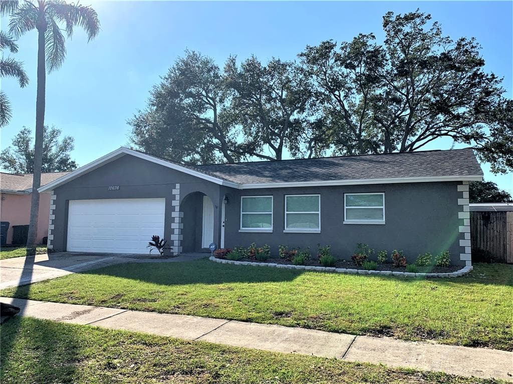 10676 117TH WAY SEMINOLE, FL 33778
