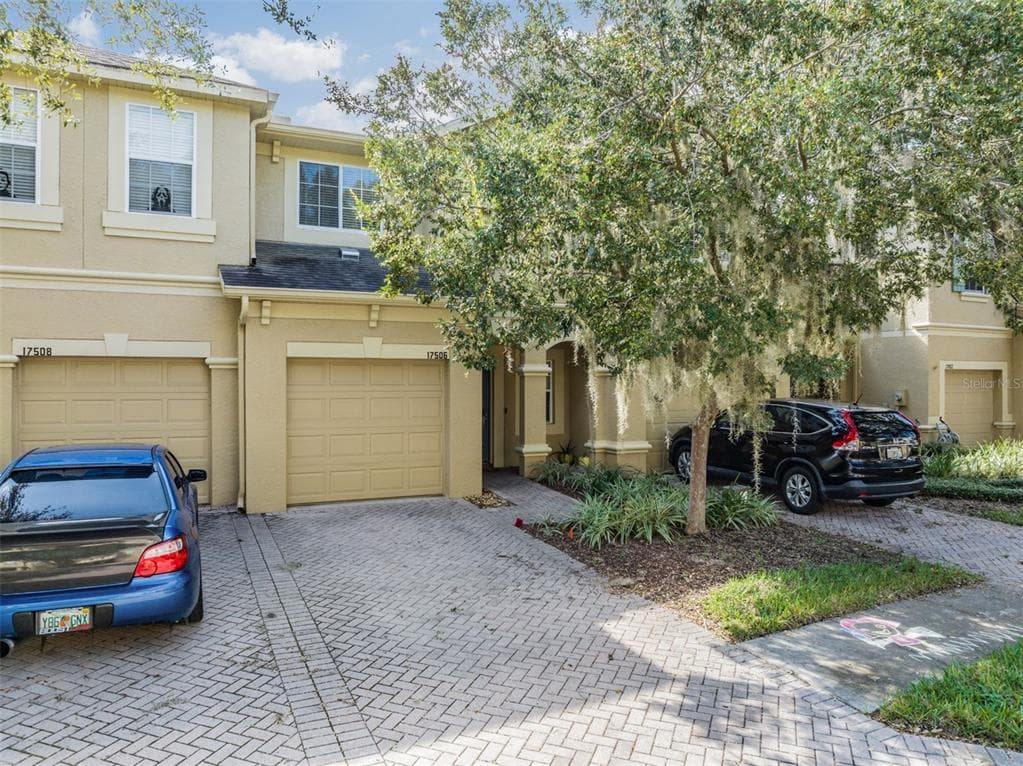 17506 HUGH LANE LAND O LAKES, FL 34638