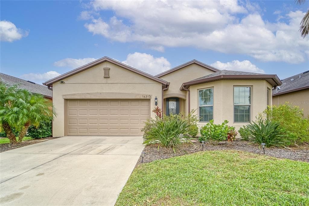 16313 TREASURE POINT DRIVE WIMAUMA, FL 33598