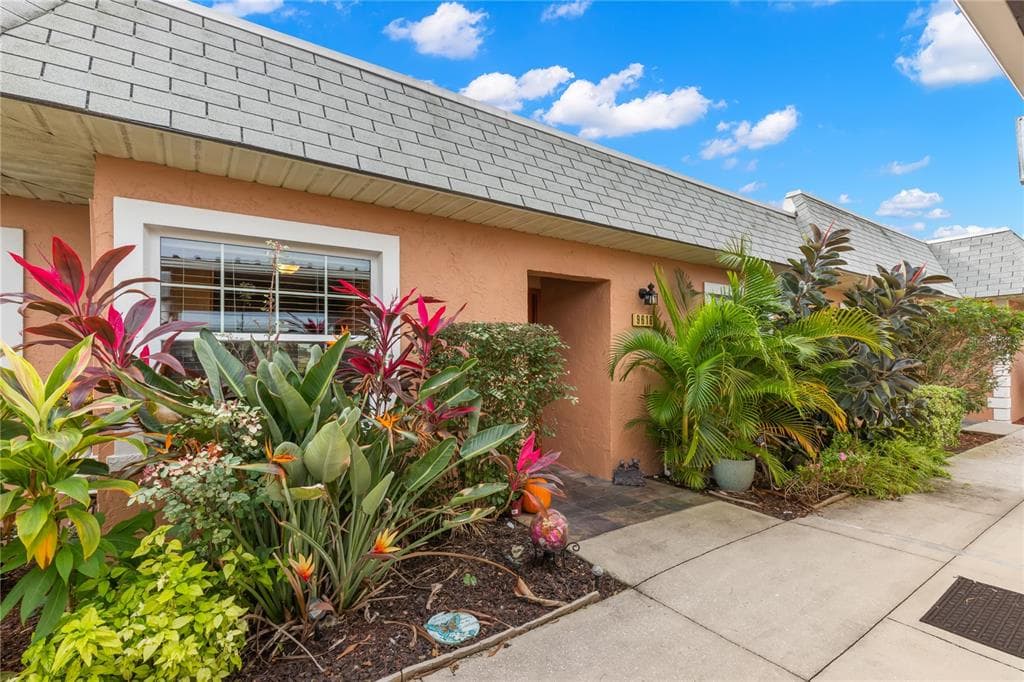 9616 BRASSIE COURT UNIT #9616 NEW PORT RICHEY, FL 34655