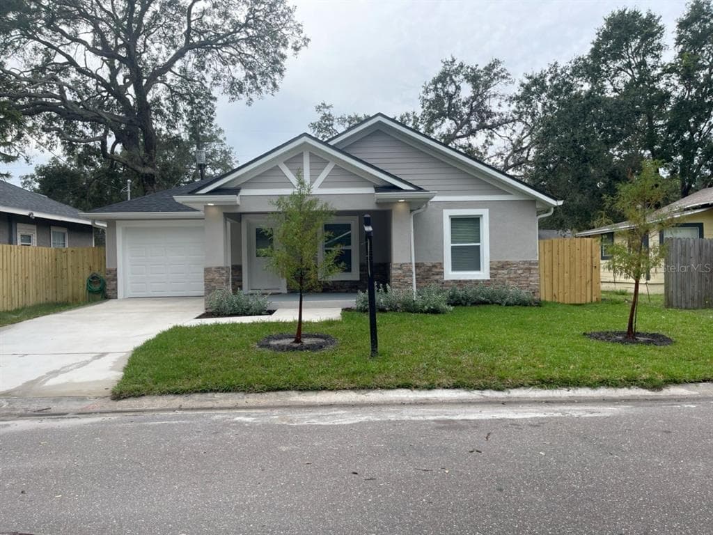 1717 PRESTON STREET S ST PETERSBURG, FL 33712
