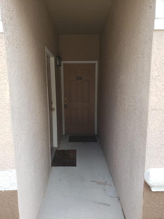 10443 VILLA VIEW CIRCLE TAMPA, FL 33647