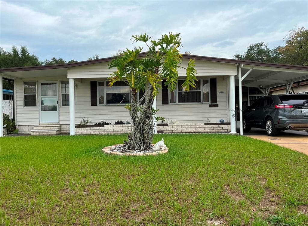 3620 CASTLE DRIVE ZEPHYRHILLS, FL 33540