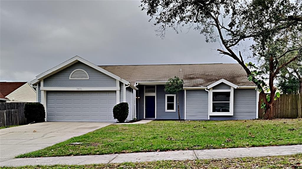 7471 CROOKED LAKE CIRCLE ORLANDO, FL 32818