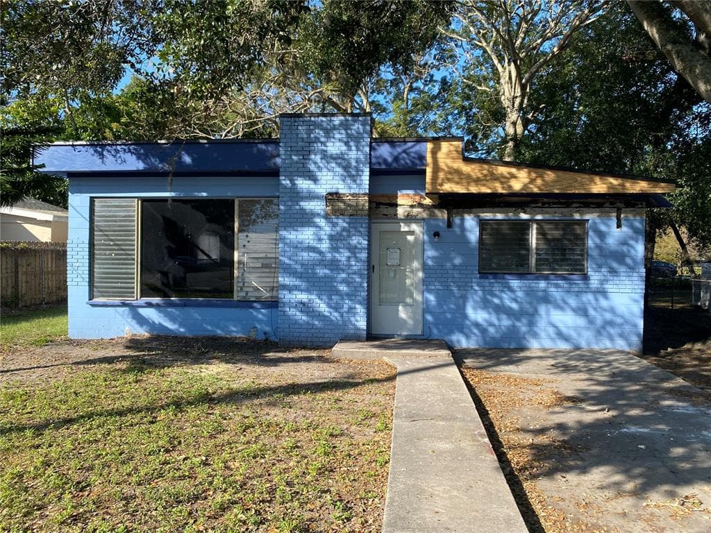 5014 N 15TH STREET TAMPA, FL 33610