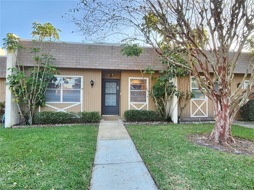 11511 113TH STREET UNIT 5E SEMINOLE, FL 33778