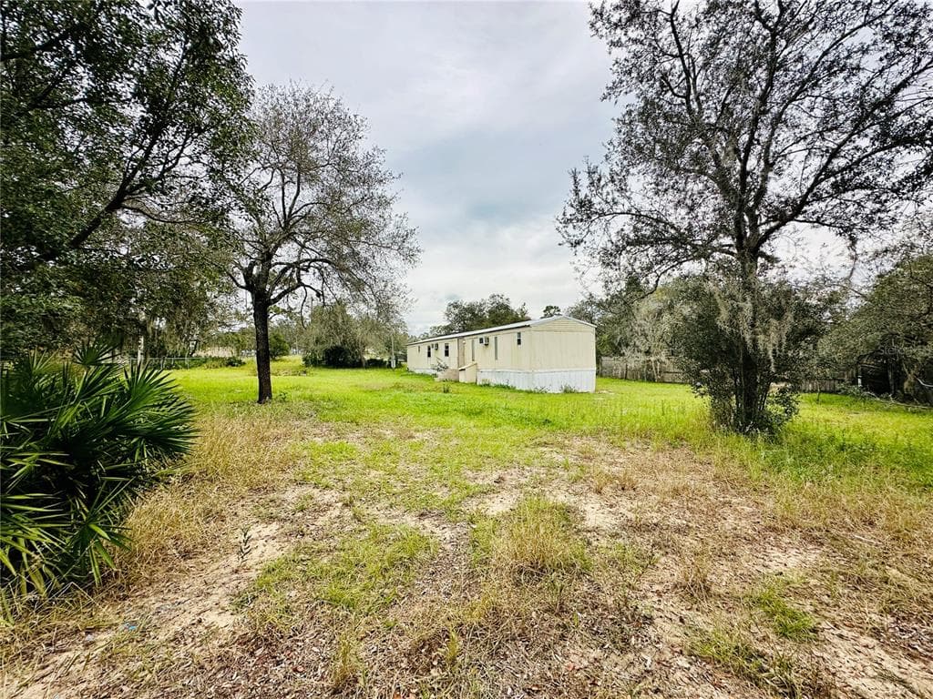 2979 FAST TROT TRAIL LAKE WALES, FL 33898