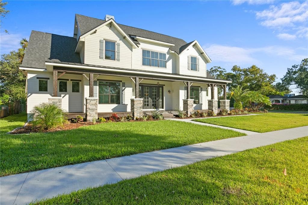 1518 S LOIS AVENUE TAMPA, FL 33629