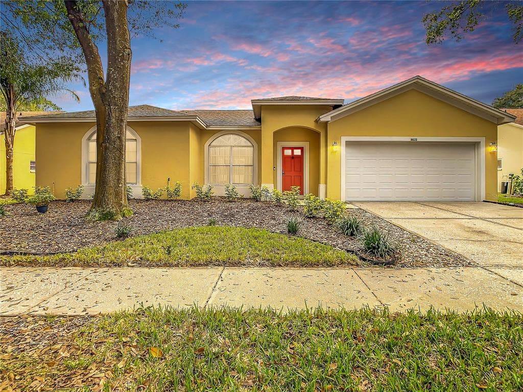 9620 NORCHESTER CIRCLE TAMPA, FL 33647