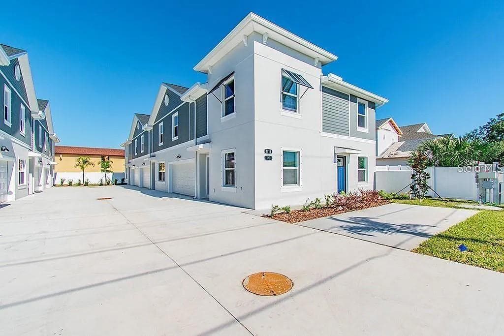 3715 W WISCONSIN AVENUE UNIT 3 TAMPA, FL 33611
