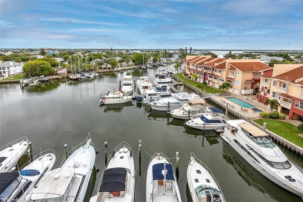 13101 GULF BOULEVARD UNIT 1607 MADEIRA BEACH, FL 33708