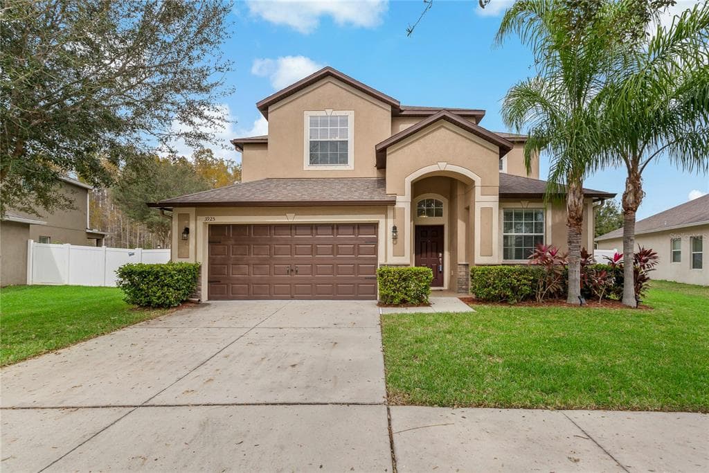 3925 BUCKINGHAMSHIRE DRIVE LAND O LAKES, FL 34638