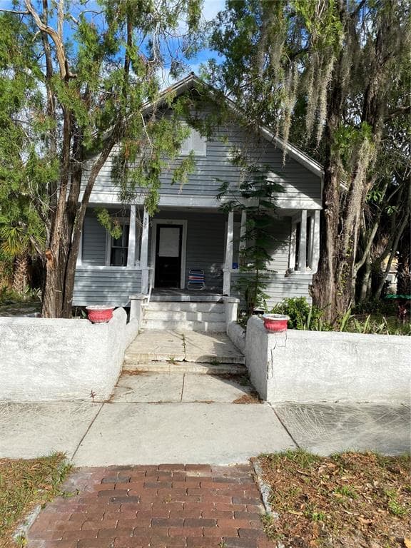 509 W CEDAR STREET