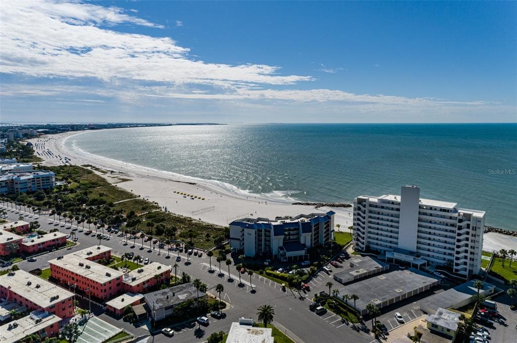 7000 BEACH PLAZA UNIT 907 ST PETE BEACH, FL 33706