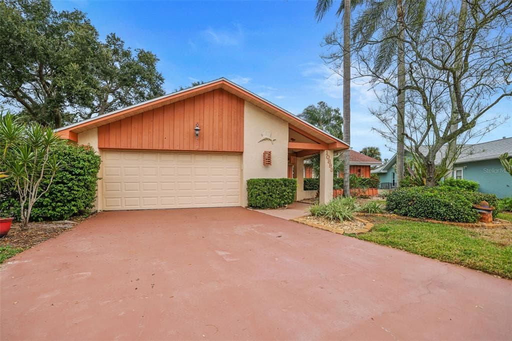 10893 97TH STREET LARGO, FL 33773