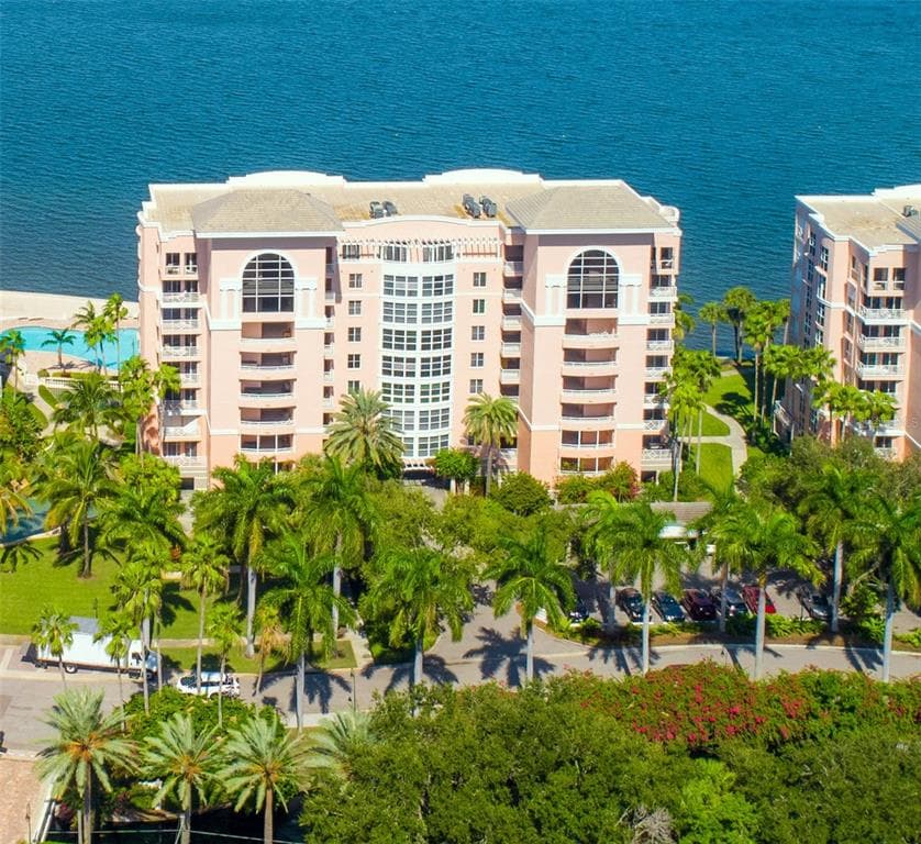 4961 BACOPA LANE S UNIT 801 ST PETERSBURG, FL 33715