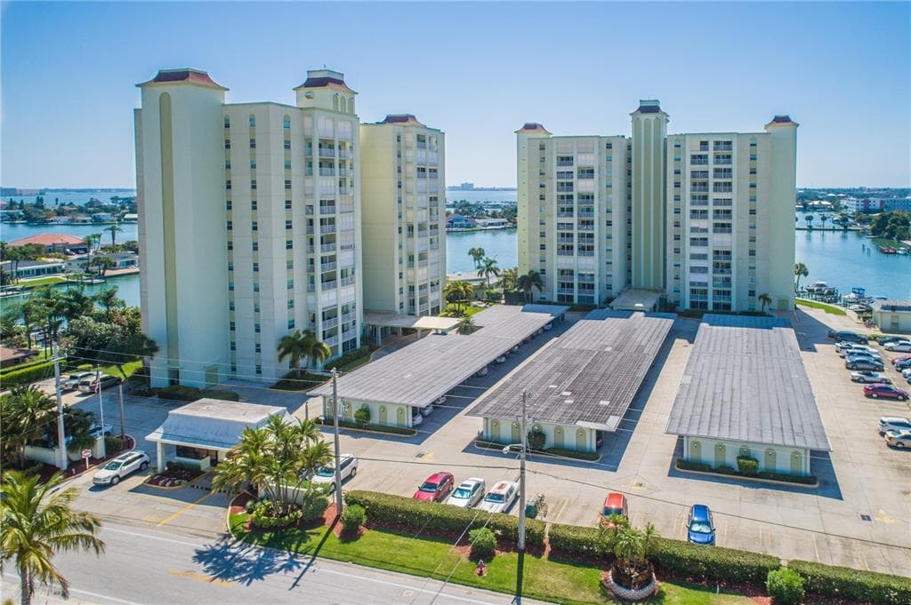 400 64TH AVENUE UNIT 601 ST PETE BEACH, FL 33706