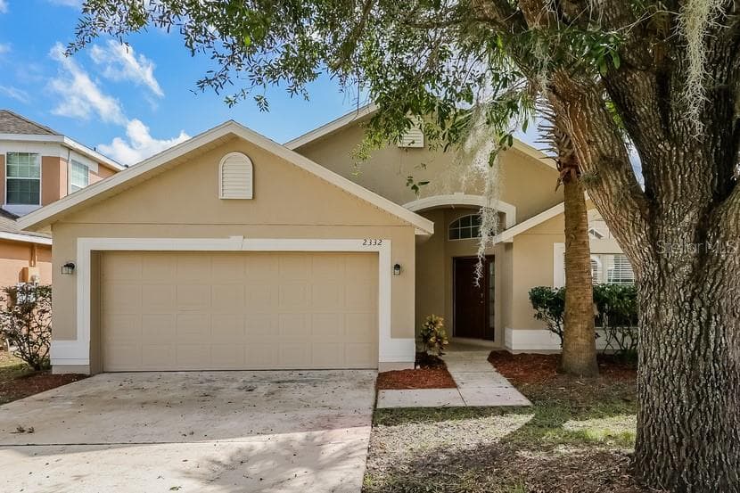 2332 NATOMA BOULEVARD MOUNT DORA, FL 32757