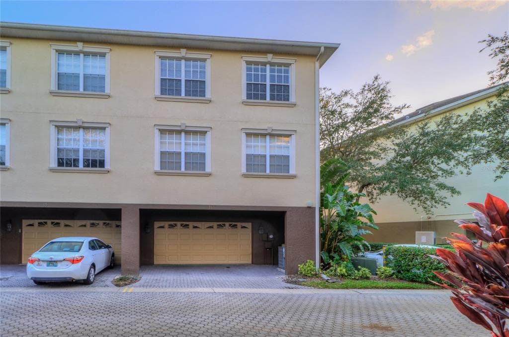 10144 ARBOR RUN DRIVE UNIT 16 TAMPA, FL 33647