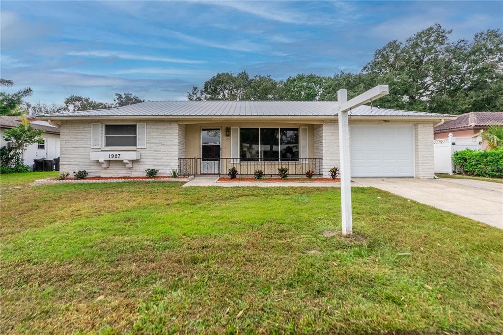 1927 TUMBLEWEED DRIVE HOLIDAY, FL 34690