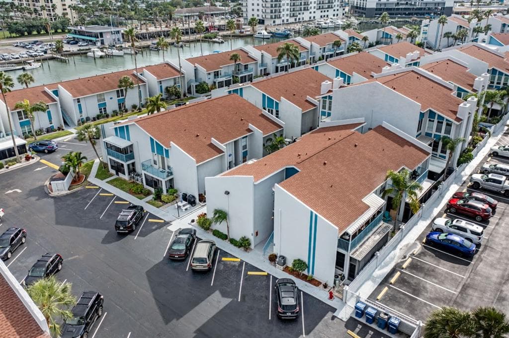 273 REX PLACE UNIT D MADEIRA BEACH, FL 33708