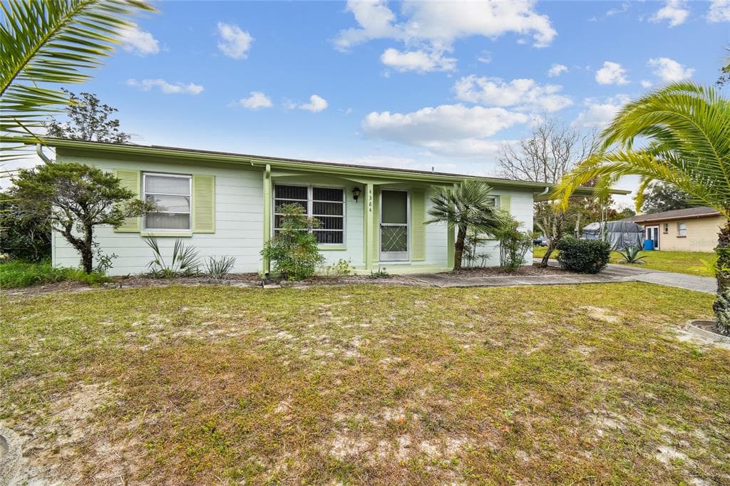 4384 DELTONA BOULEVARD SPRING HILL, FL 34606