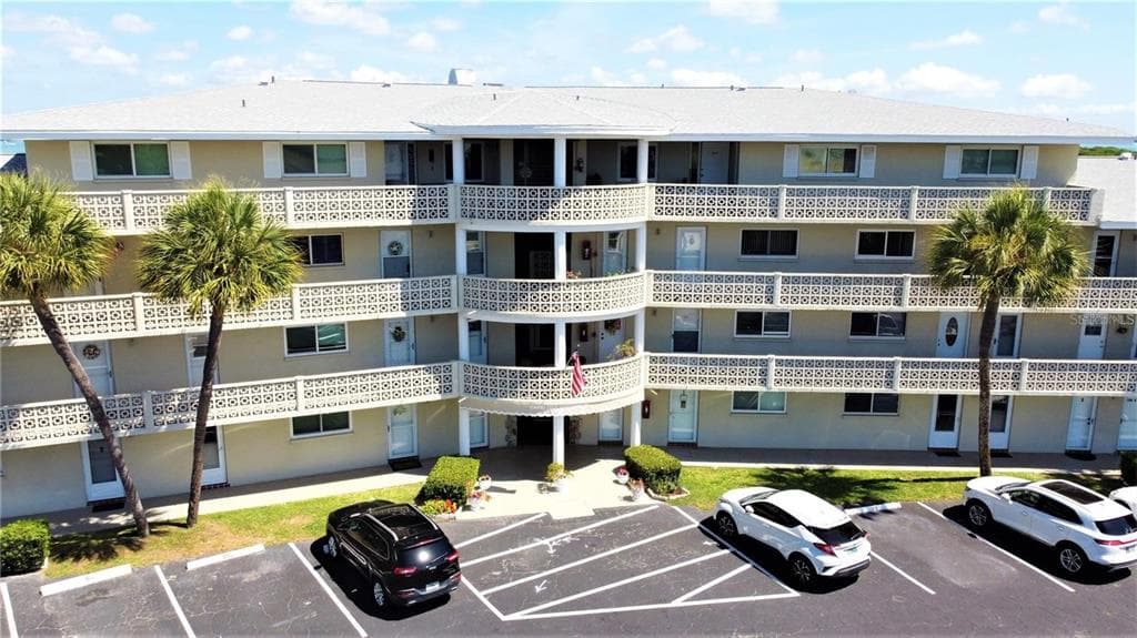 280 126TH AVENUE UNIT 104