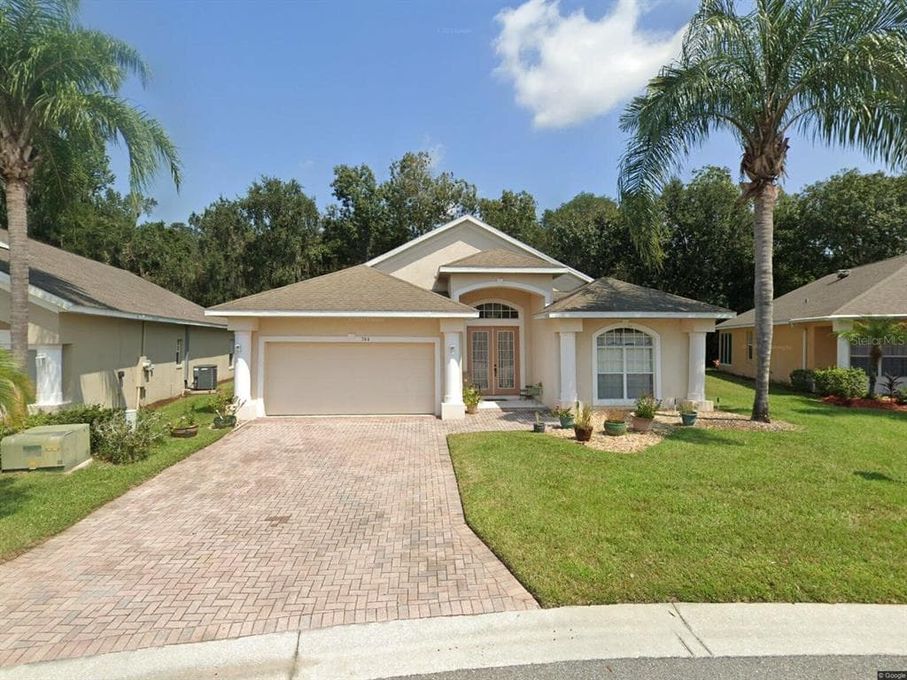 744 VISTA OAKS WAY DAVENPORT, FL 33837