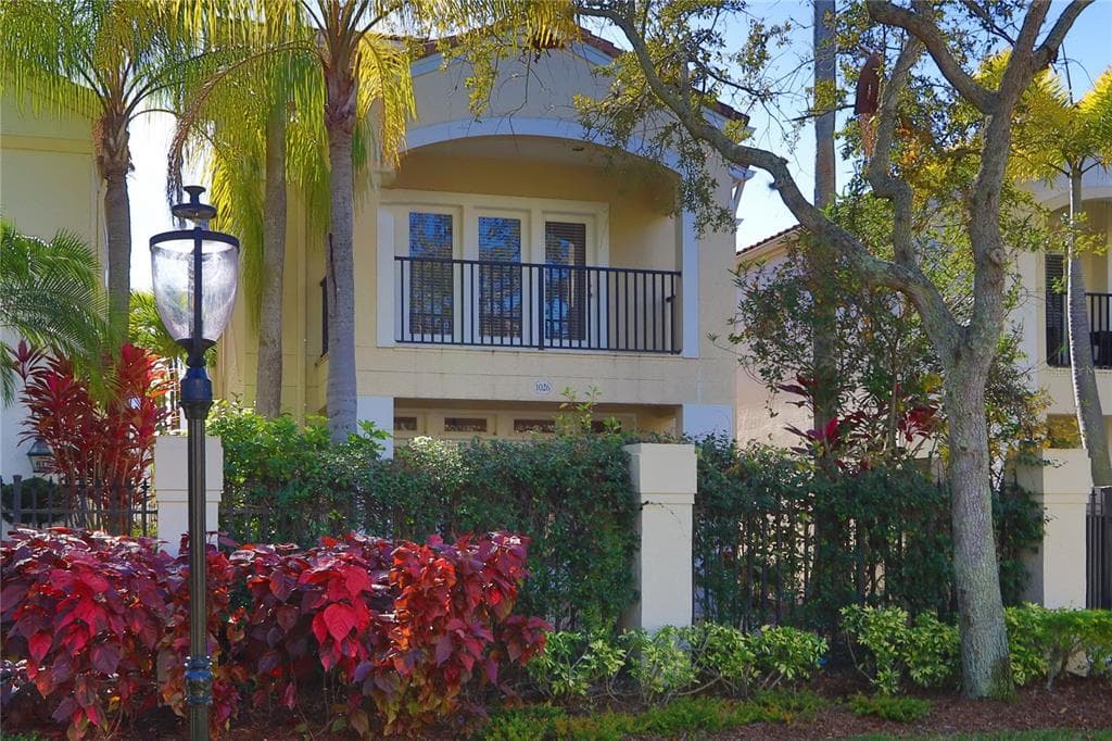 1026 ROYAL PASS ROAD TAMPA, FL 33602