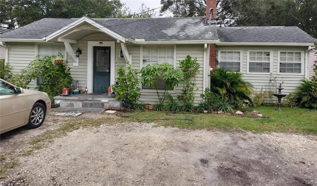 1709 W FLORA STREET TAMPA, FL 33604