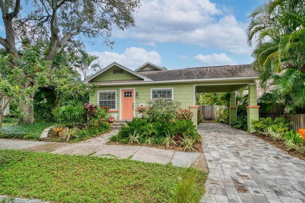 845 21ST AVENUE N ST PETERSBURG, FL 33704
